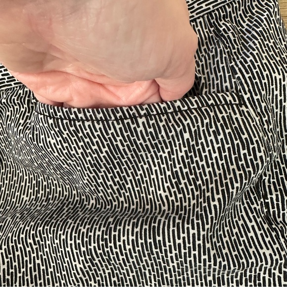 Khakis by Gap Slim City Women’s Black & White Detail Dress Pants Size 18R GUC - Picture 5 of 7